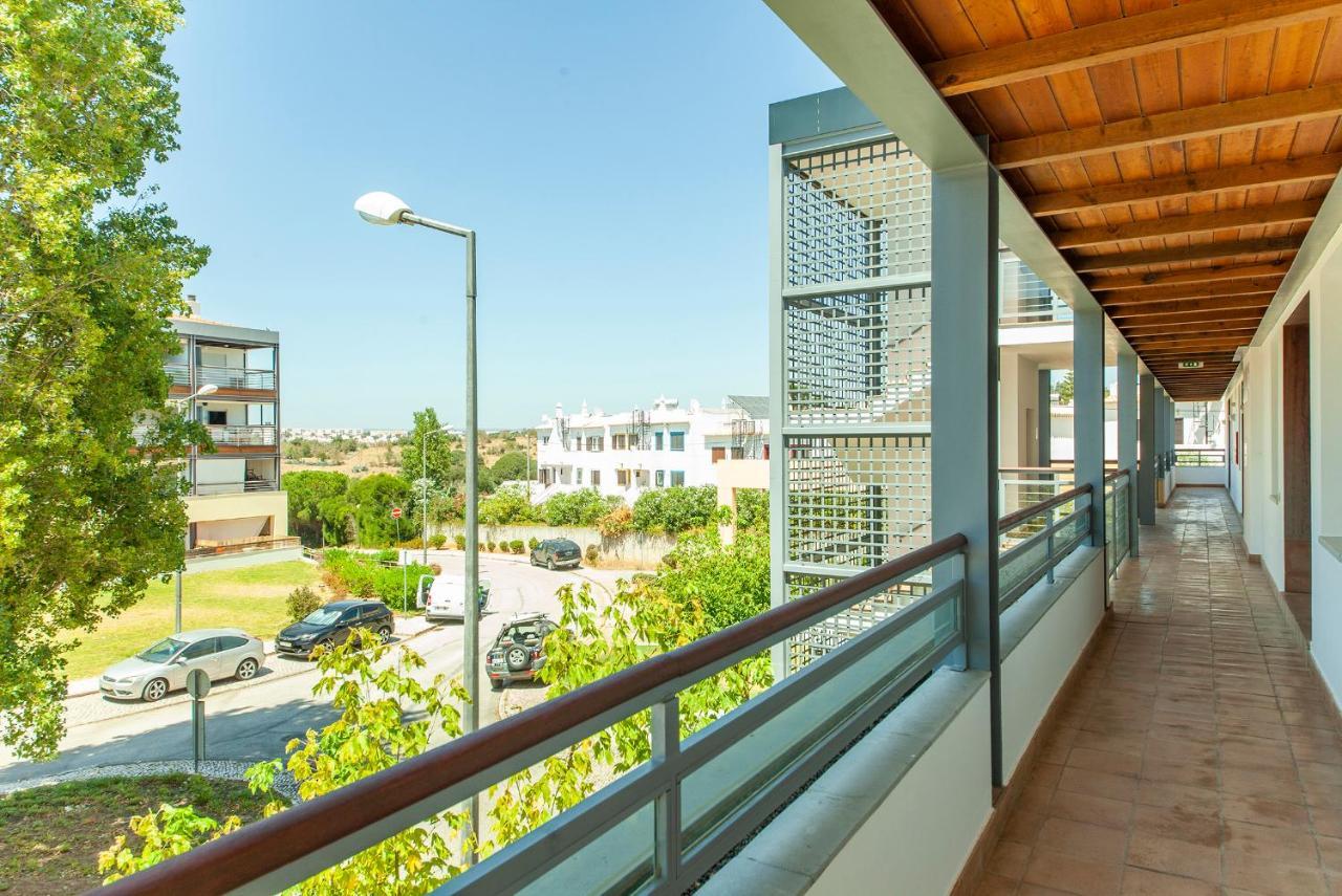 A11 - Marinapark Hill Beach Apartment Lagos