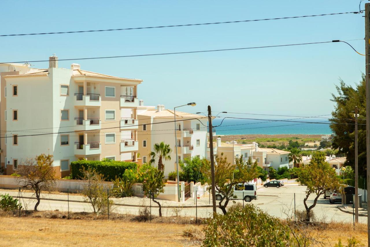 A11 - Marinapark Hill Beach *